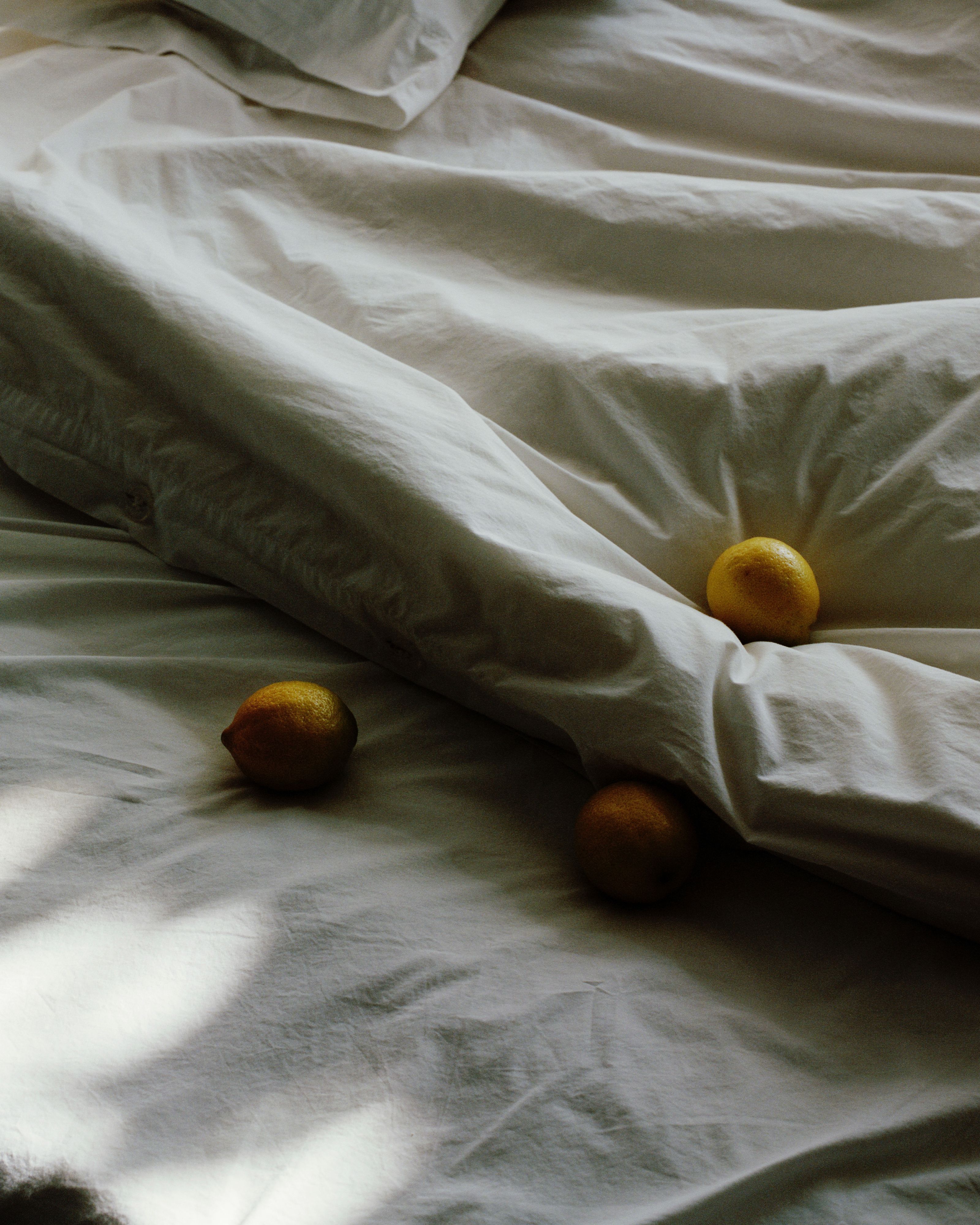 Still LIfe by Laura Woolf, 2020 — bed still life 01
